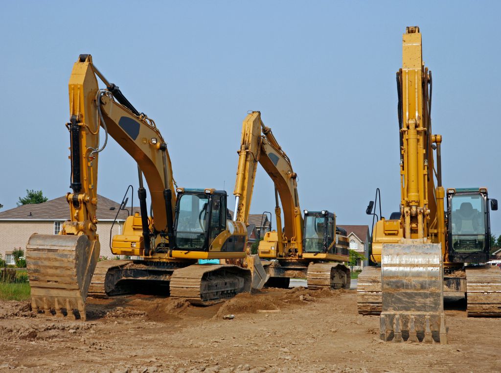 Equipamentos disponíveis na Arremaq para construção e obras
